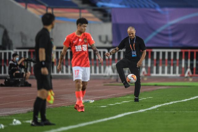 BBC介绍阿莫林：年轻但履历光鲜 胜率高达71.3%